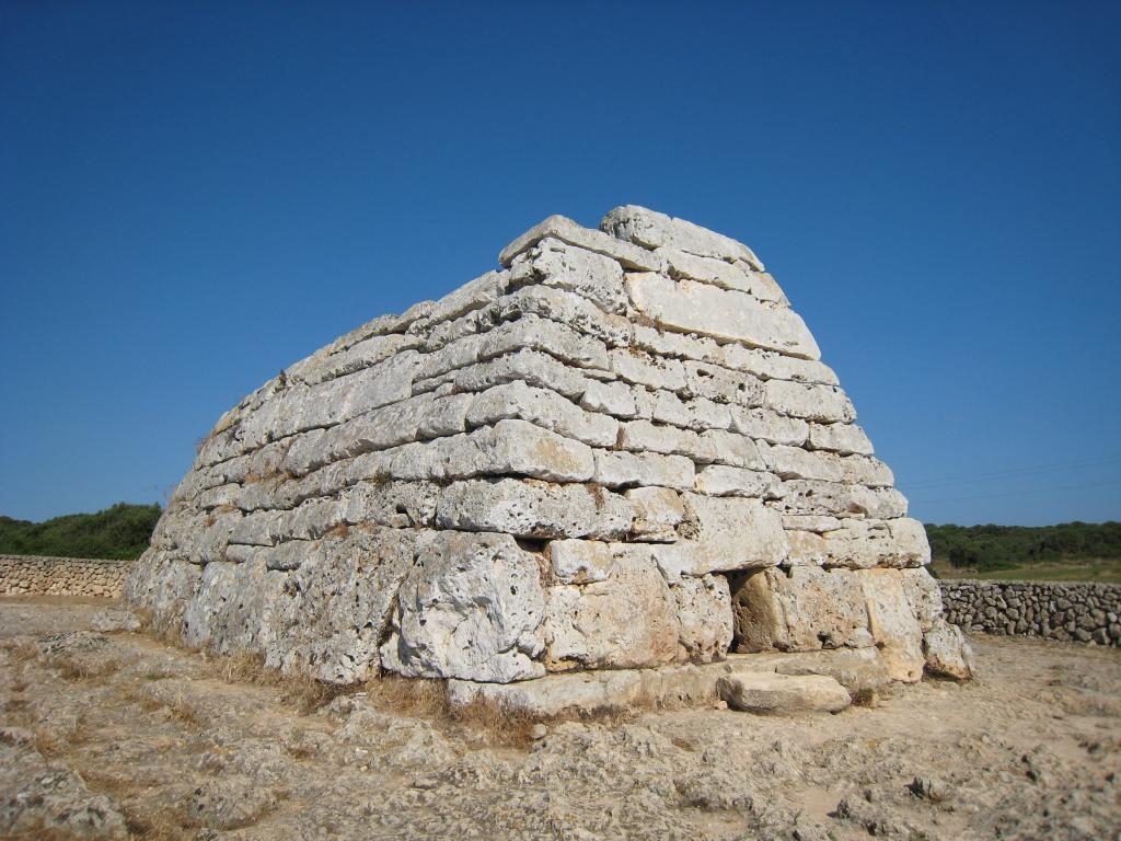 Naveta d'es Tudons